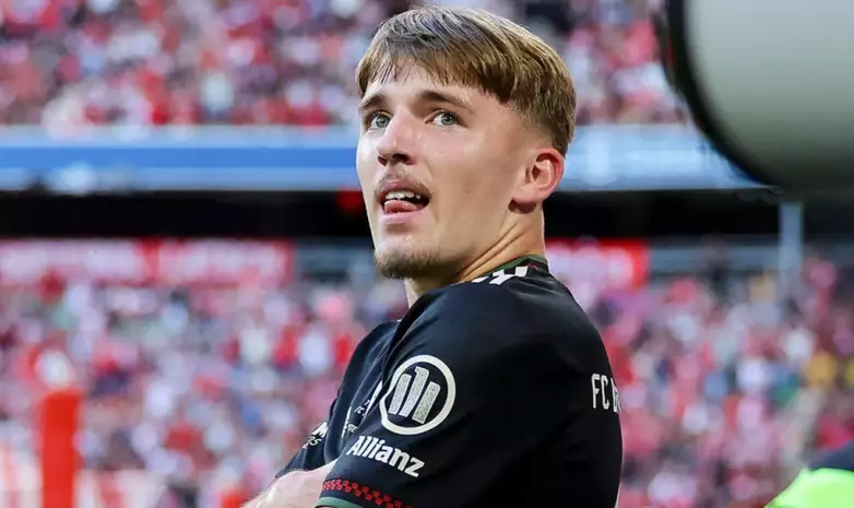 17-летний талант "Баварии" установил новый рекорд клуба в Лиге чемпионов