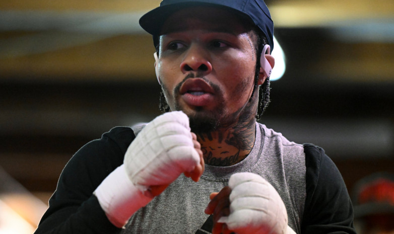 Непобежденный чемпион вновь предстанет перед судом по иску о насилии