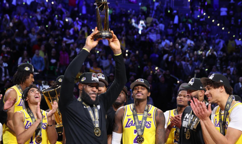 "Лейкерс" победили "Индиану", став первыми чемпионами Внутрисезонного турнира НБА