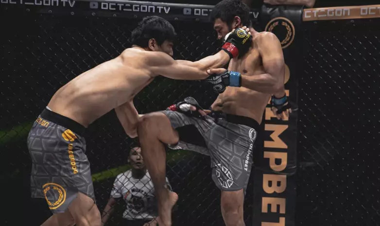 Казахстанский боец поразил соперника ударом в челюсть на турнире в Алматы