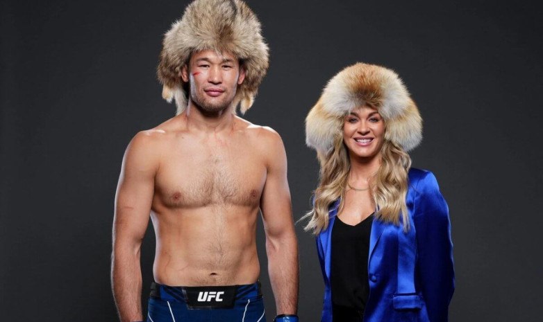 Комментатор UFC Лаура Санко обратилась к Шавкату Рахмонову на казахском языке