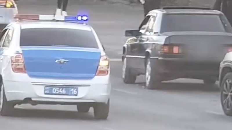 ШҚО-да жол апатын жасаған жүргізуші полициядан алдымен көлігімен, кейін жаяу қашқан