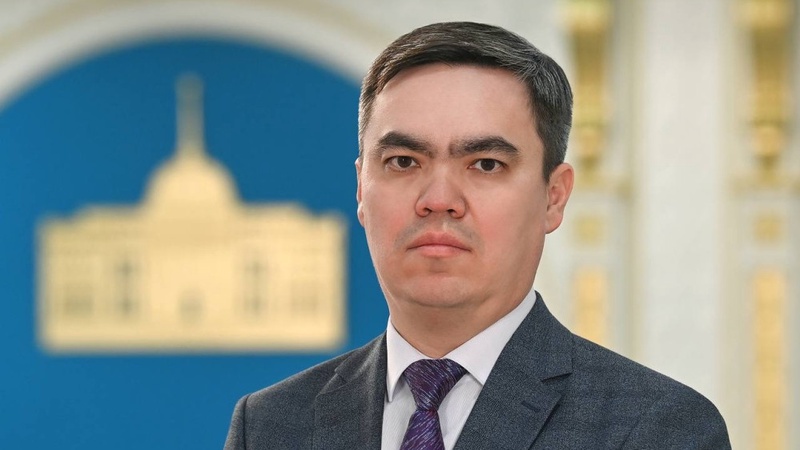 Токаев освободил от должности заведующего государственно-правовым отделом АП