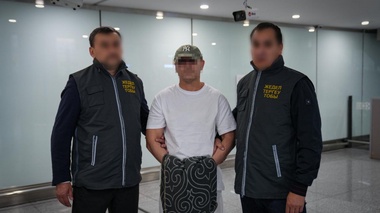 Халықаралық іздеуде жүрген қазақстандық елге экстрадицияланды