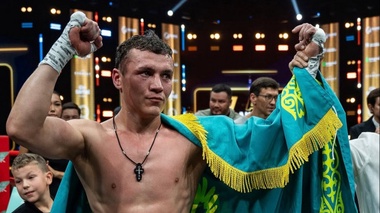 "Молодой Головкин" из Казахстана нокаутировал соперника на вечере бокса в Германии