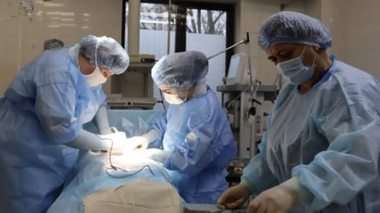 40 жасында он бірінші баласын дүниеге әкелген: алматылық дәрігерлер әйелді аман алып қалды
