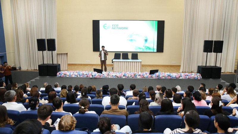 Таза Қазақстан: Алматыда GREEN UP экологиялық жобасы іске қосылды