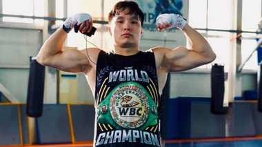 Белгілі қазақстандық боксшы WBA-ның экс чемпионмен жұдырықтасады