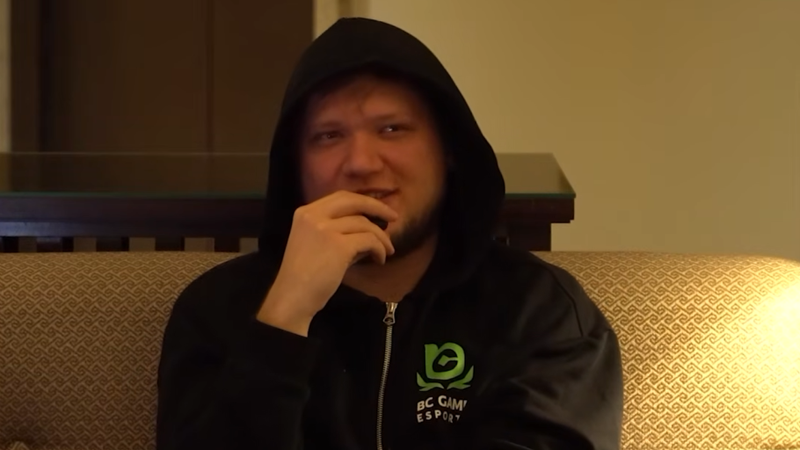 S1mple: CS2-дегі best-of-5 матчтар алдында тамақ таңдауы туралы