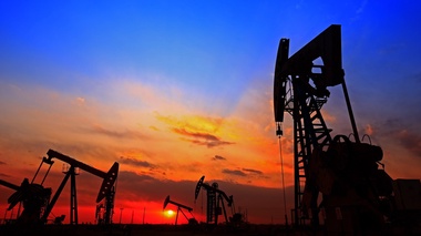 На крупнейших месторождениях Казахстана сократилась добыча нефти: подробности