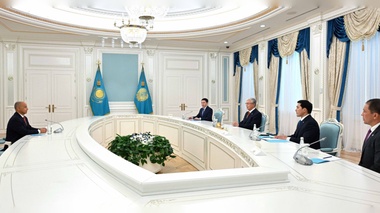 Тоқаев World Aquatics президентін қабылдады