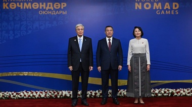 Токаев прибыл на стадион “Бишкек Арена“