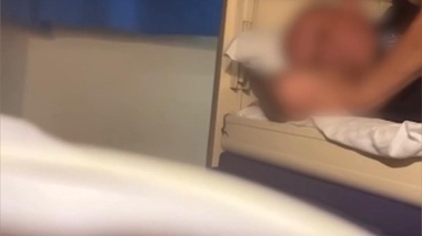 “Шағып алғандай атып тұрдым“: жолаушы Алматыға бара жатқан пойыздағы оқиғасын айтып берді