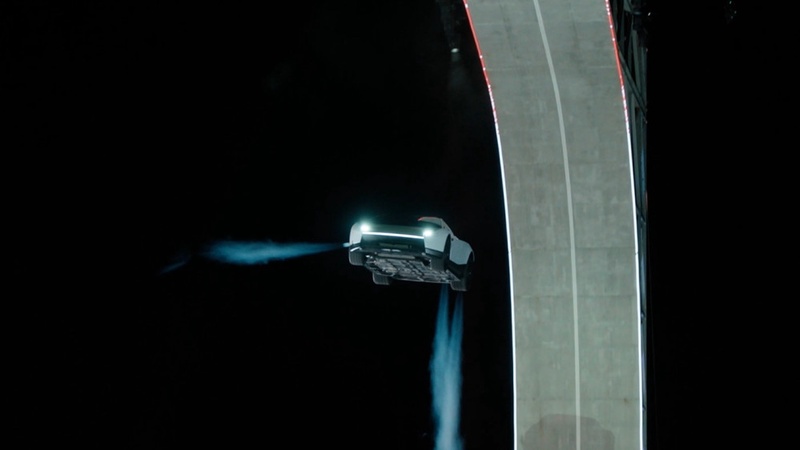 Tesla научила свой автомобиль летать - Илон Маск презентовал возможности нового Roadster