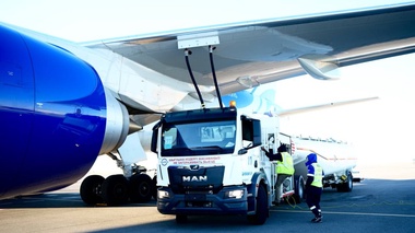 “КМГ-Аэро“ начала заправку самолетов американской National Airlines