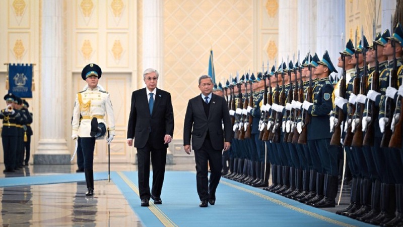 Тоқаев Ақордада Камбоджаның премьер-министрін қарсы алды