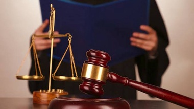 Астанада қоғамдық орында жалаңаш жүрген ер адам 15 тәулікке қамалды