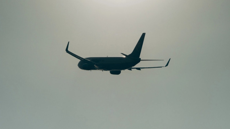 Қазақстан аспанында белгі берген S7 Airlines ұшағы Омбыға қонды