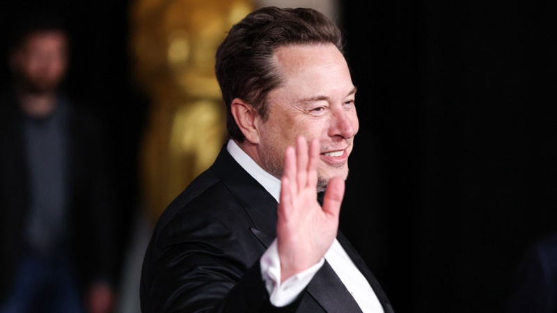 Илон Маск пообещал подарить акции SpaceX детям в США, Трамп отреагировал