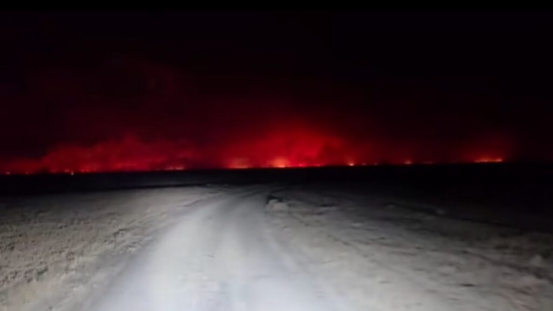 Абай облысында ірі өрт: тұрғындар шығынға ұшырағанын айтып, дабыл қақты