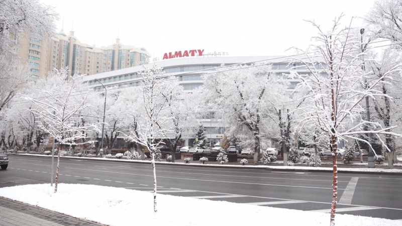 Синоптиктер Алматыда алғашқы қар қашан жауатынын айтты
