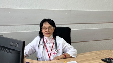 73 жастағы қазақстандық ұшақта бірден үш жолаушыға көмек көрсетті