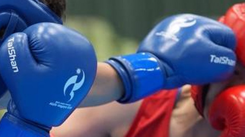 Казахстан разгромил Англию за медаль ЧМ-2026 по боксу