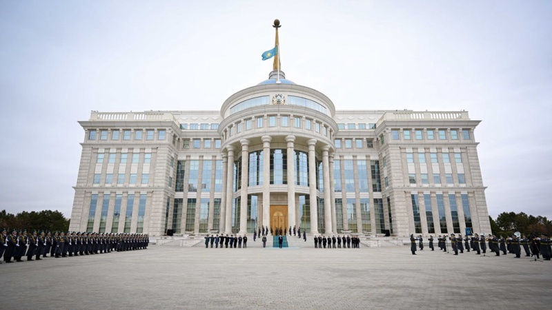 Тоқаев Ақордада ту көтеру рәсіміне қатысты