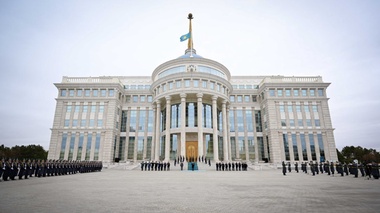 Тоқаев Ақордада ту көтеру рәсіміне қатысты
