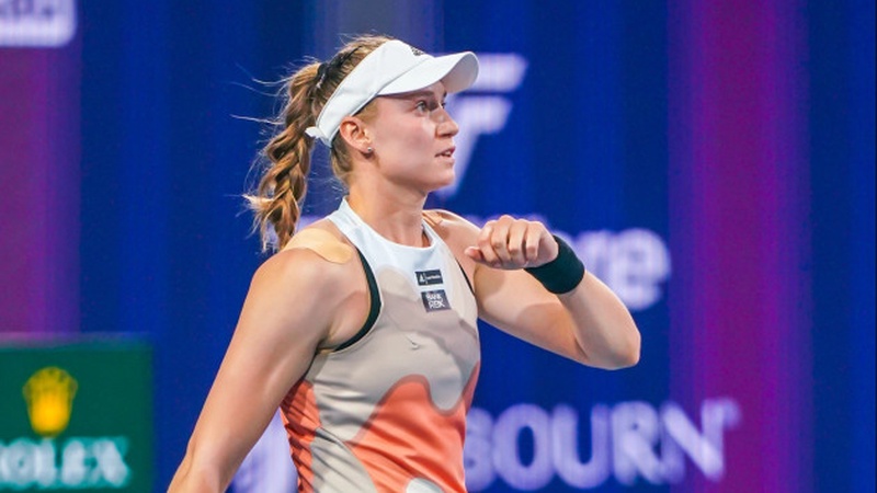 Елена Рыбакина установила новый рекорд и вышла в лидеры сезона