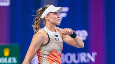 Елена Рыбакина установила новый рекорд и вышла в лидеры сезона