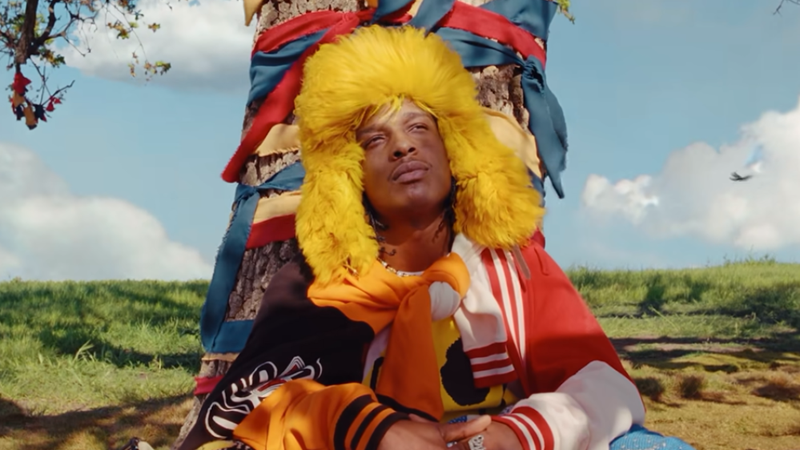 Скандал разгорелся вокруг клипа A$AP Rocky, снятого Айсултаном Сеитовым