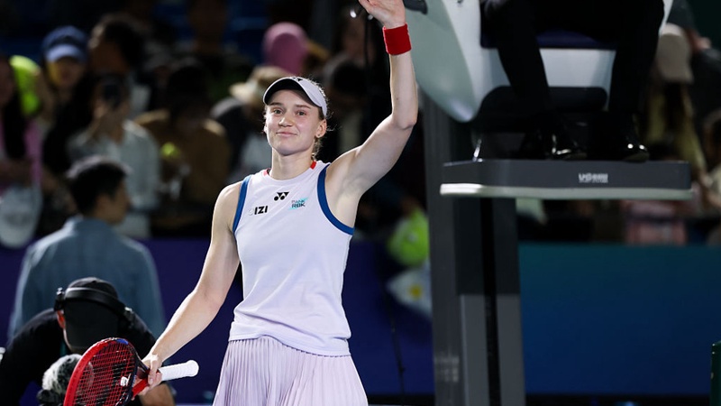 Елена Рыбакина гарантировала звание первой ракетки мира по итогам года