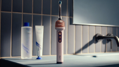 Құны - 230 мың теңге: Dyson әлемдегі ең қымбат тіс щеткаларының бірін шығарды