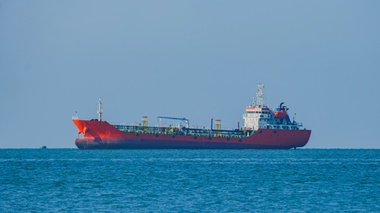 Иран атаковал саудовские танкеры - погибли два моряка
