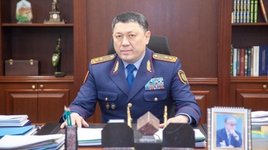 Ержан Сәденов ішкі істер министрі лауазымына қайта тағайындалды