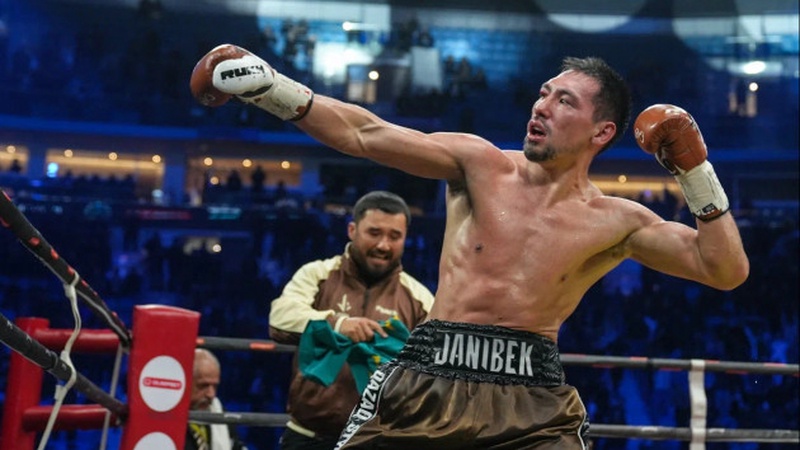 WBO исключила Канело и поставила Алимханулы на первое место в рейтинге