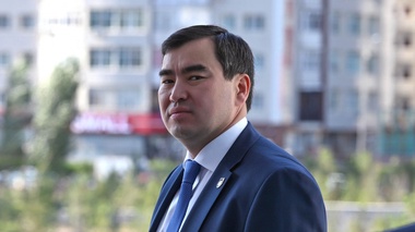 Экс-глава МЧС Чингис Аринов стал акимом Алматинской области