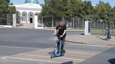 В Астане массово привлекают к ответственности пользователей электросамокатов