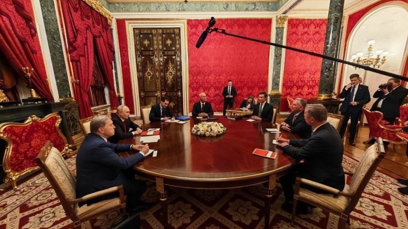 Закрытые переговоры в Кремле: спецпосланники Трампа обсудили с Путиным урегулирование конфликта в Украине