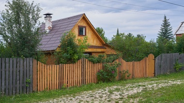 Мұрагерлер: қазақстандық әйел 10 жылдан кейін әжесінің үйін сотта жеңіп алды