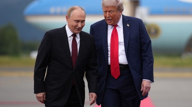 Трамп пен Путин бір сағат сөйлесті: негізгі тақырып – Украинадағы соғыс