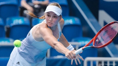 Рыбакиной отдали победу за выход в полуфинал US Open-2026