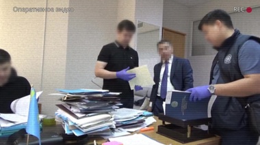 КНБ сообщил об аресте двух чиновников Минтранспорта