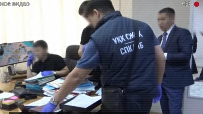 В Казахстане задержали двух чиновников Минтранса – КНБ