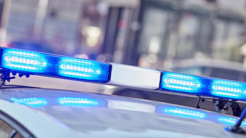 Астанада әйел биіктен құлап, сәби отырған арбаның үстіне түсті