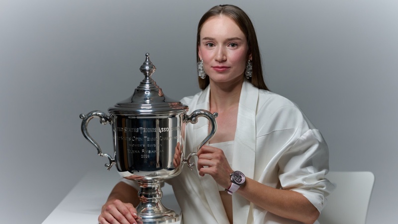 Елена Рыбакина ресми түрде WTA әлемдік рейтингінде көш бастады