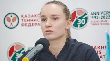 Елена Рыбакина честно высказалась об Арине Соболенко
