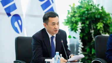 «Әділет» партиясы төрағасы Айбек Дәдебайдың алты орынбасары тағайындалды