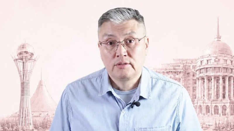 «Ахуал Сегодня» YouTube-арнасының авторы Азамат Омаров сот залынан босатылды